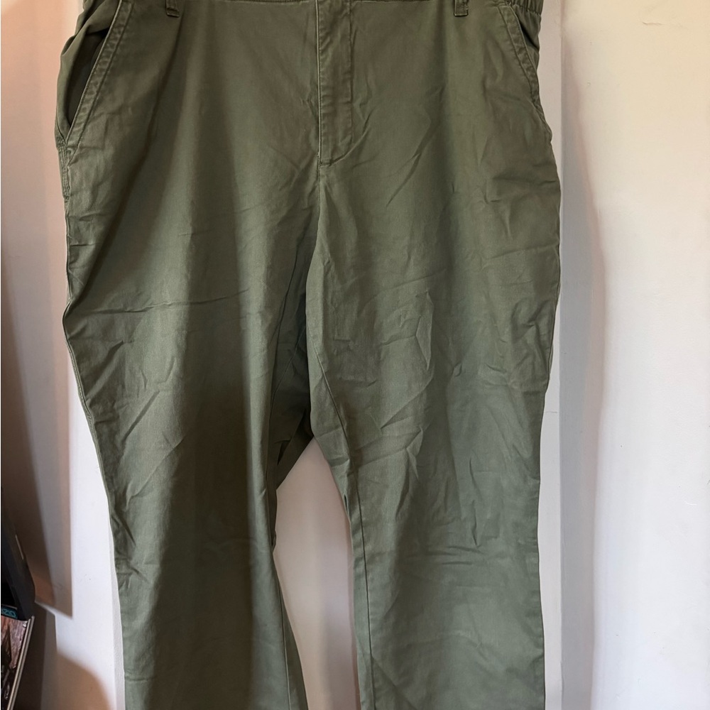 Old Navy Olive Green Straight-Leg Chinos